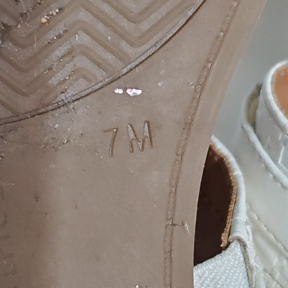 Tommy Hilfiger Women's White Sandals - Picture 8 of 9